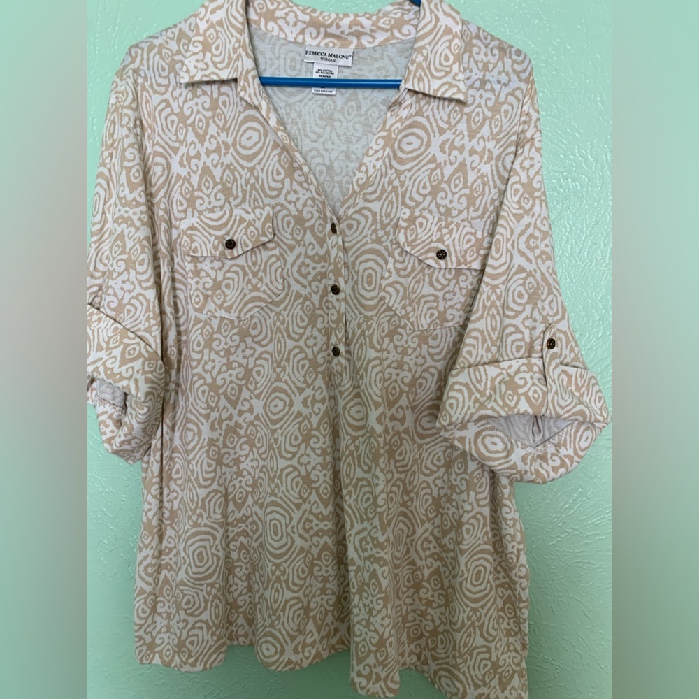 Women’s blouse in a size 3X